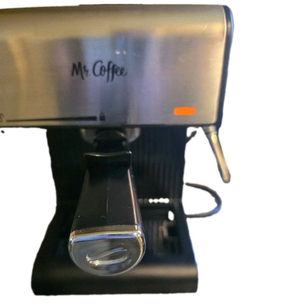 Mr. Coffee BVMC-ECM170 Espresso Cappuccino Latte Maker Tested Steam Wand EUC